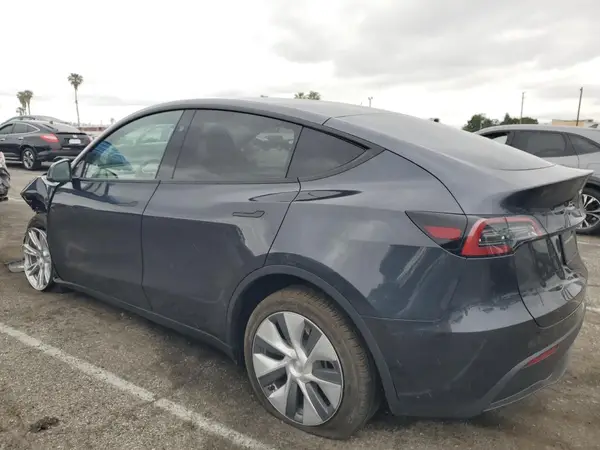 7SAYGDEEXRF071427 2024 TESLA MODEL Y - Image 2