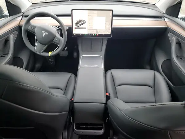 7SAYGDEEXRF071427 2024 TESLA MODEL Y - Image 8