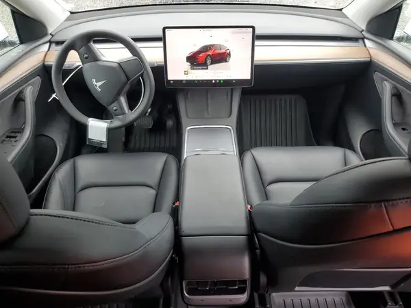 7SAYGDEEXRF071461 2024 TESLA MODEL Y - Image 8