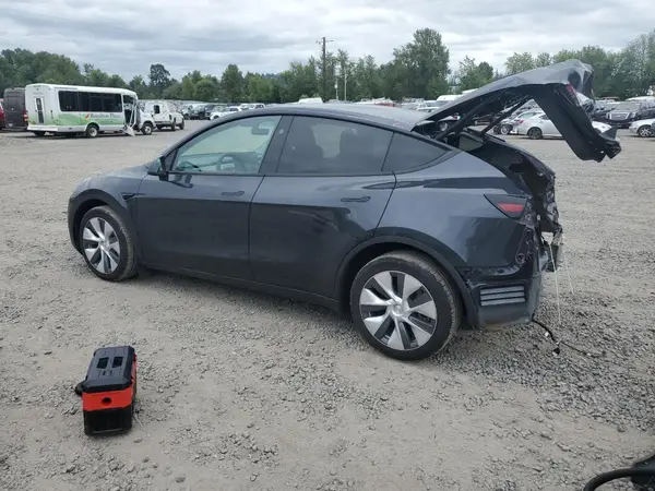 7SAYGDEEXRF071640 2024 TESLA MODEL Y - Image 2