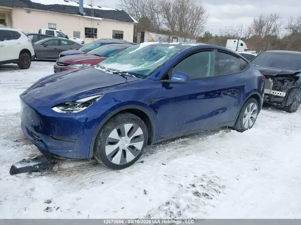 7SAYGDEEXRF088633 2024 TESLA MODEL Y - Image 2