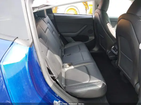 7SAYGDEEXRF128967 2024 TESLA MODEL Y - Image 8