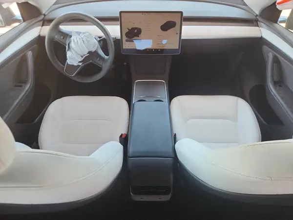 7SAYGDEEXRF154968 2024 TESLA MODEL Y - Image 8