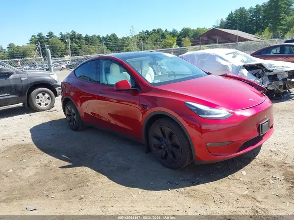 7SAYGDEEXRF159779 2024 TESLA MODEL Y - Image 1