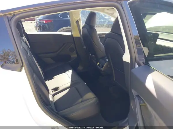 7SAYGDEEXRF164237 2024 TESLA MODEL Y - Image 8