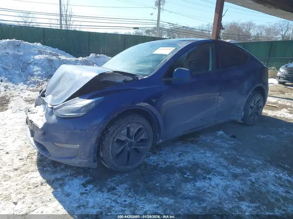 7SAYGDEEXRF168191 2024 TESLA MODEL Y - Image 2