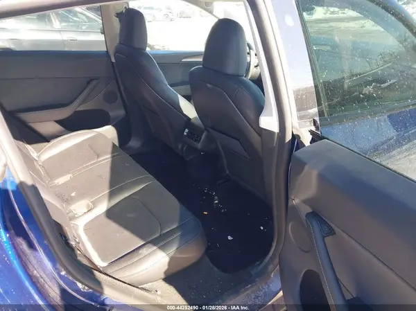 7SAYGDEEXRF168191 2024 TESLA MODEL Y - Image 8