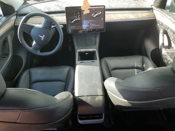 7SAYGDEEXRF177523 2024 TESLA MODEL Y - Image 8