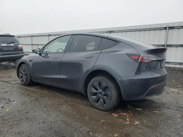 7SAYGDEEXRF179644 2024 TESLA MODEL Y - Image 2