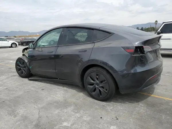 7SAYGDEEXRF180874 2024 TESLA MODEL Y - Image 2