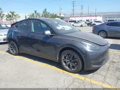 7SAYGDEEXRF181295 2024 TESLA MODEL Y