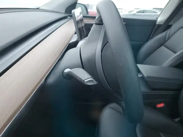 7SAYGDEEXRF196136 2024 TESLA MODEL Y - Image 8