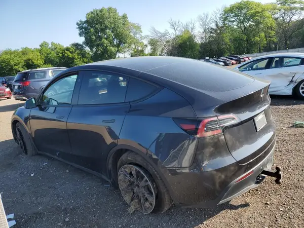 7SAYGDEEXRF199201 2024 TESLA MODEL Y - Image 2