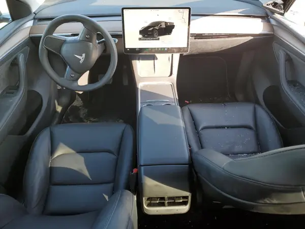 7SAYGDEEXRF199201 2024 TESLA MODEL Y - Image 8