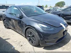 7SAYGDEEXRF204333 2024 TESLA MODEL Y