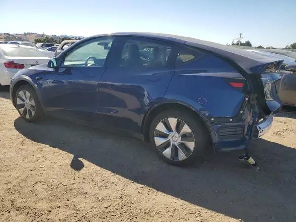 7SAYGDEEXRF983989 2024 TESLA MODEL Y - Image 2