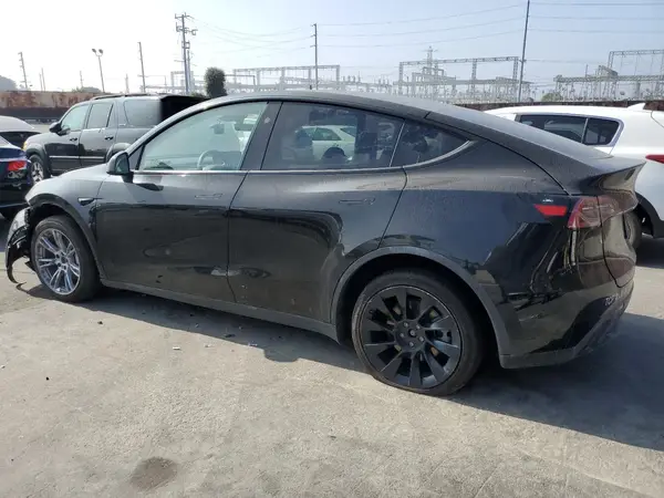 7SAYGDEEXRF988500 2024 TESLA MODEL Y - Image 2