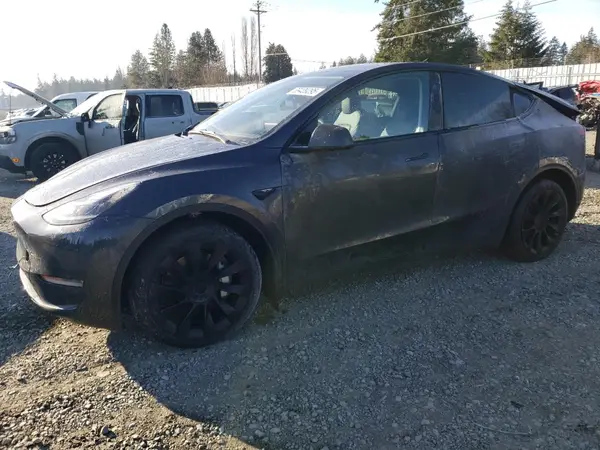7SAYGDEEXRF988724 2024 TESLA MODEL Y - Image 1