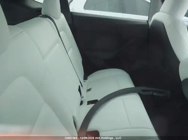 7SAYGDEEXRF991591 2024 TESLA MODEL Y - Image 8