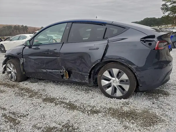 7SAYGDEEXRF991929 2024 TESLA MODEL Y - Image 2