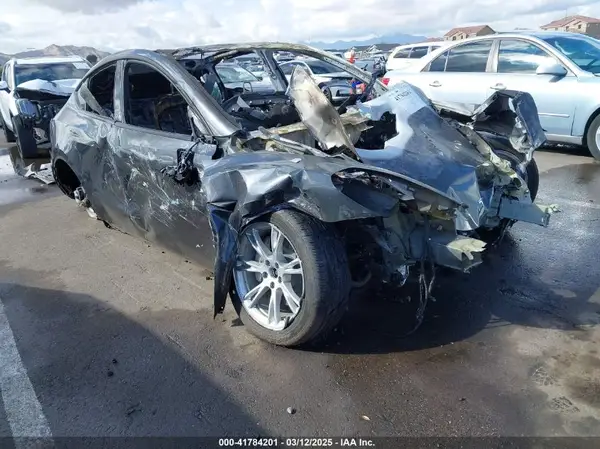 7SAYGDEEXRF993258 2024 TESLA MODEL Y - Image 1