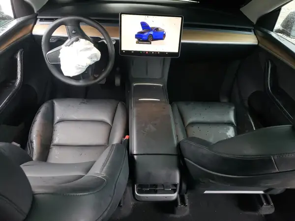 7SAYGDEEXSA357734 2025 TESLA MODEL Y - Image 8