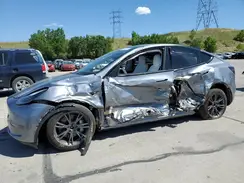 7SAYGDEEXSF257099 2025 TESLA MODEL Y