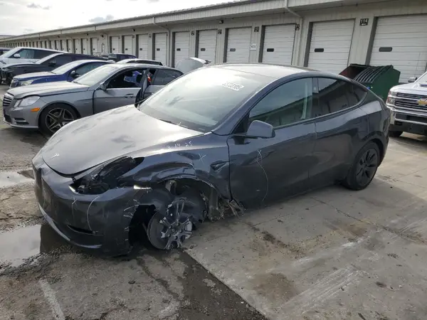 7SAYGDEEXSF287588 2025 TESLA MODEL Y - Image 1