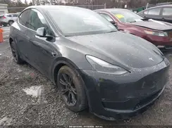 7SAYGDEEXSF288627 2025 TESLA MODEL Y