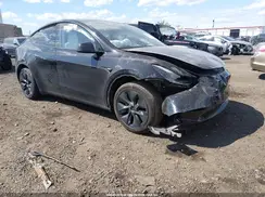 7SAYGDEEXSF297232 2025 TESLA MODEL Y