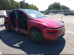 7SAYGDEEXTA381064 2026 TESLA MODEL Y