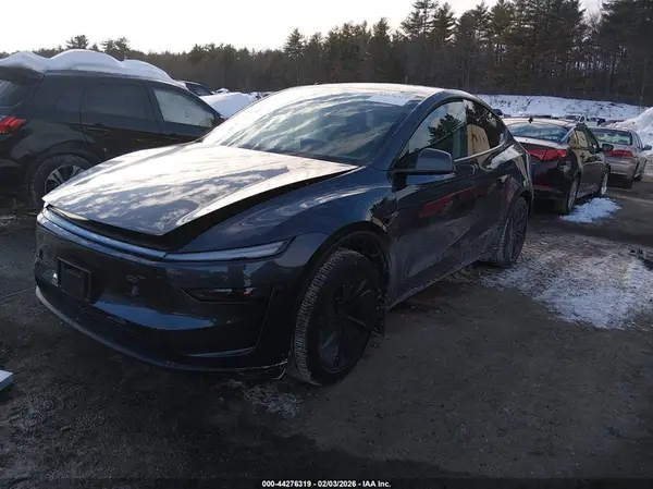 7SAYGDEEXTA384806 2026 TESLA MODEL Y - Image 2