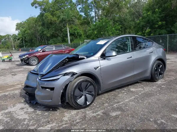 7SAYGDEEXTA386653 2026 TESLA MODEL Y - Image 2
