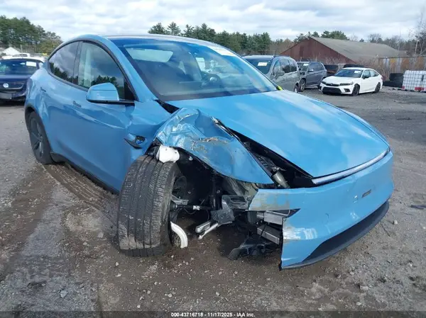 7SAYGDEEXTA388001 2026 TESLA MODEL Y - Image 1