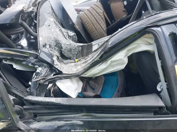 7SAYGDEEXTA389648 2026 TESLA MODEL Y - Image 8