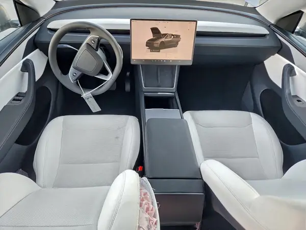 7SAYGDEEXTA392016 2026 TESLA MODEL Y - Image 8