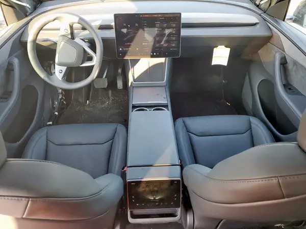 7SAYGDEEXTA396762 2026 TESLA MODEL Y - Image 8