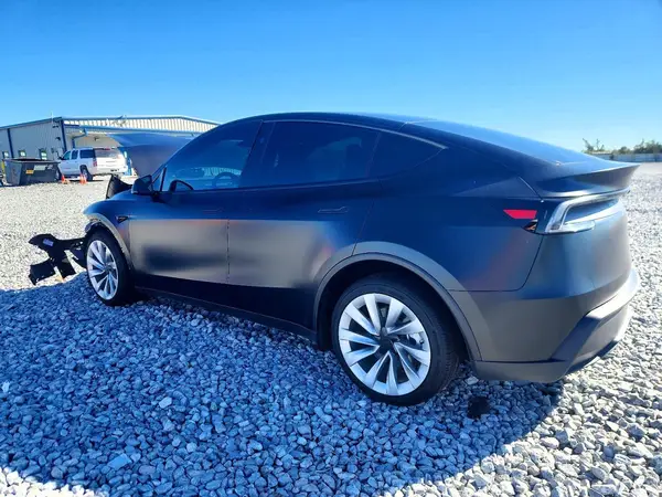 7SAYGDEEXTA399421 2026 TESLA MODEL Y - Image 2