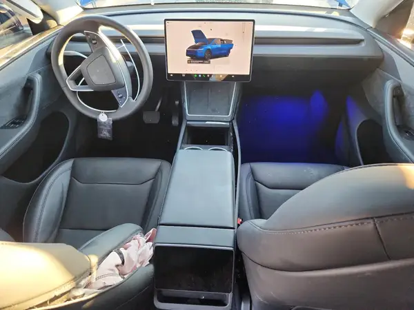 7SAYGDEEXTA440811 2026 TESLA MODEL Y - Image 8