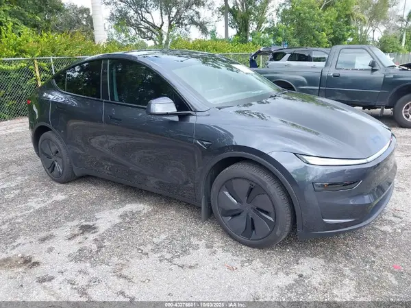 7SAYGDEEXTA442834 2026 TESLA MODEL Y - Image 1