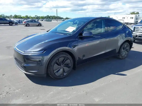 7SAYGDEEXTA446933 2026 TESLA MODEL Y - Image 2
