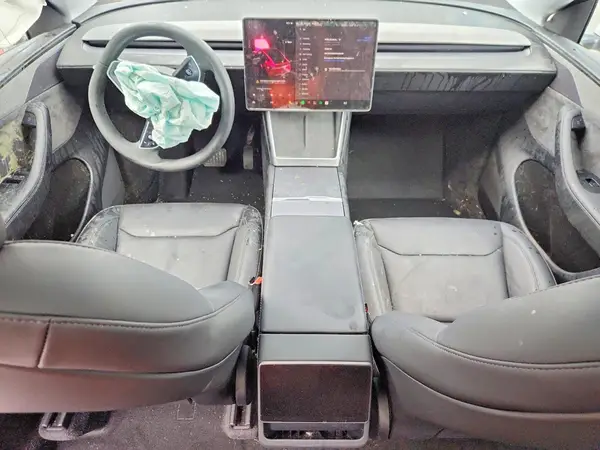 7SAYGDEEXTA456605 2026 TESLA MODEL Y - Image 8