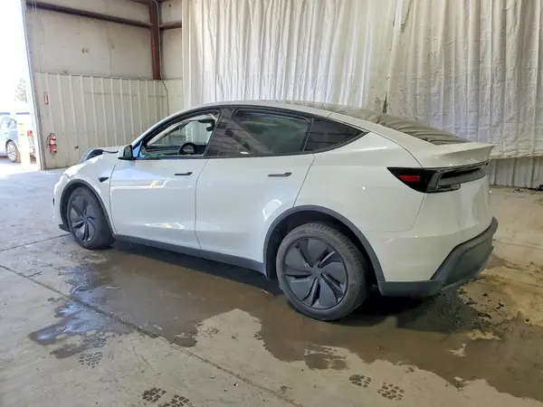 7SAYGDEEXTA457124 2026 TESLA MODEL Y - Image 2