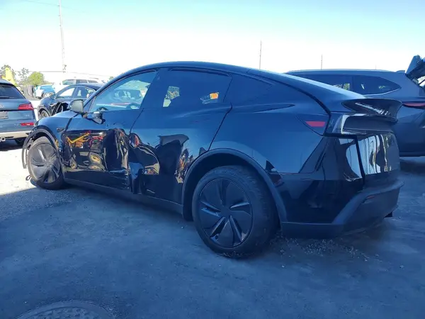 7SAYGDEEXTA458774 2026 TESLA MODEL Y - Image 2