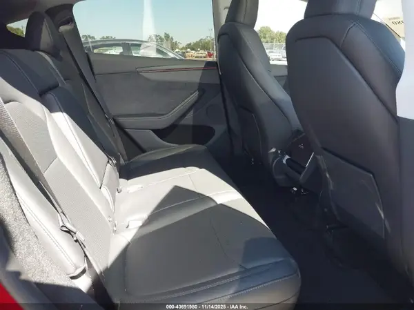 7SAYGDEEXTA470150 2026 TESLA MODEL Y - Image 8