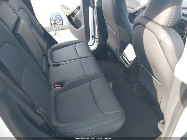 7SAYGDEEXTA471024 2026 TESLA MODEL Y - Image 8