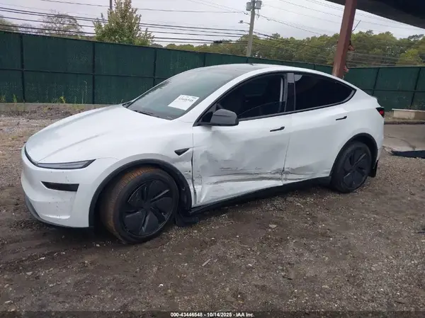 7SAYGDEEXTA475719 2026 TESLA MODEL Y - Image 2