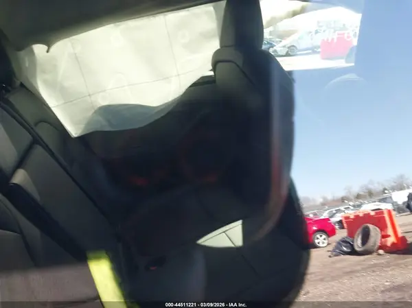 7SAYGDEEXTA479009 2026 TESLA MODEL Y - Image 8