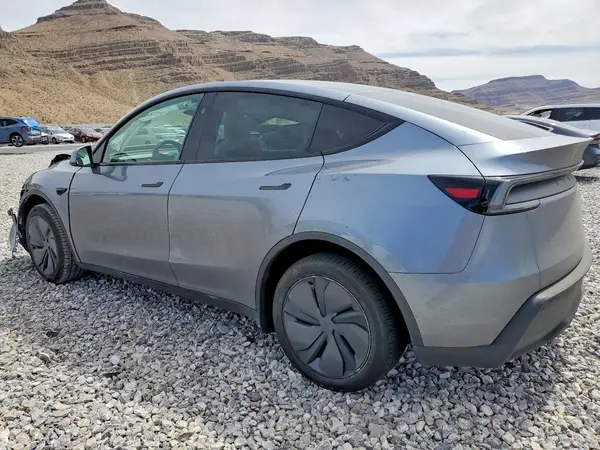 7SAYGDEEXTA625425 2026 TESLA MODEL Y - Image 2