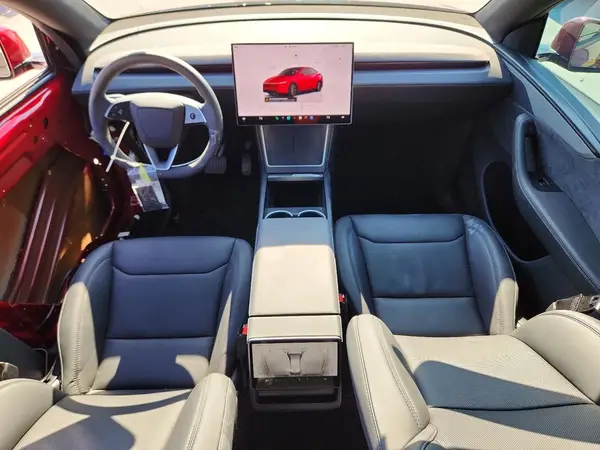 7SAYGDEEXTA632228 2026 TESLA MODEL Y - Image 8